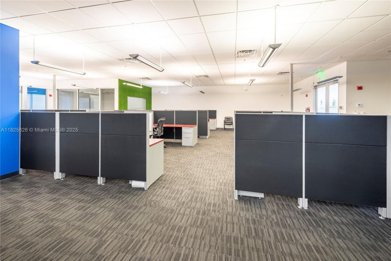 1095 NW Broken Sound Pkwy Nw, Boca Raton, FL 33487 Photo