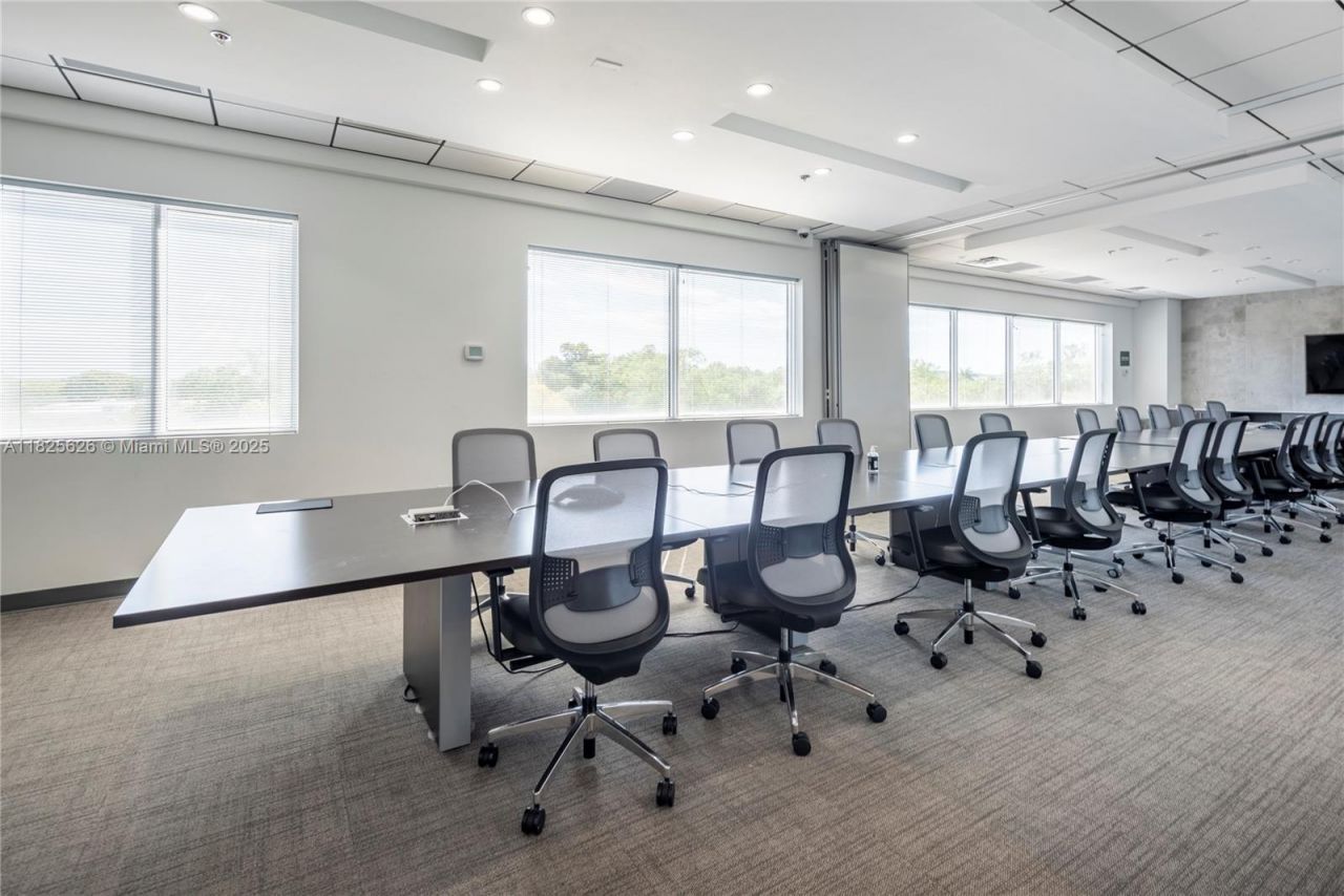 1095 NW Broken Sound Pkwy Nw, Boca Raton, FL 33487 Photo