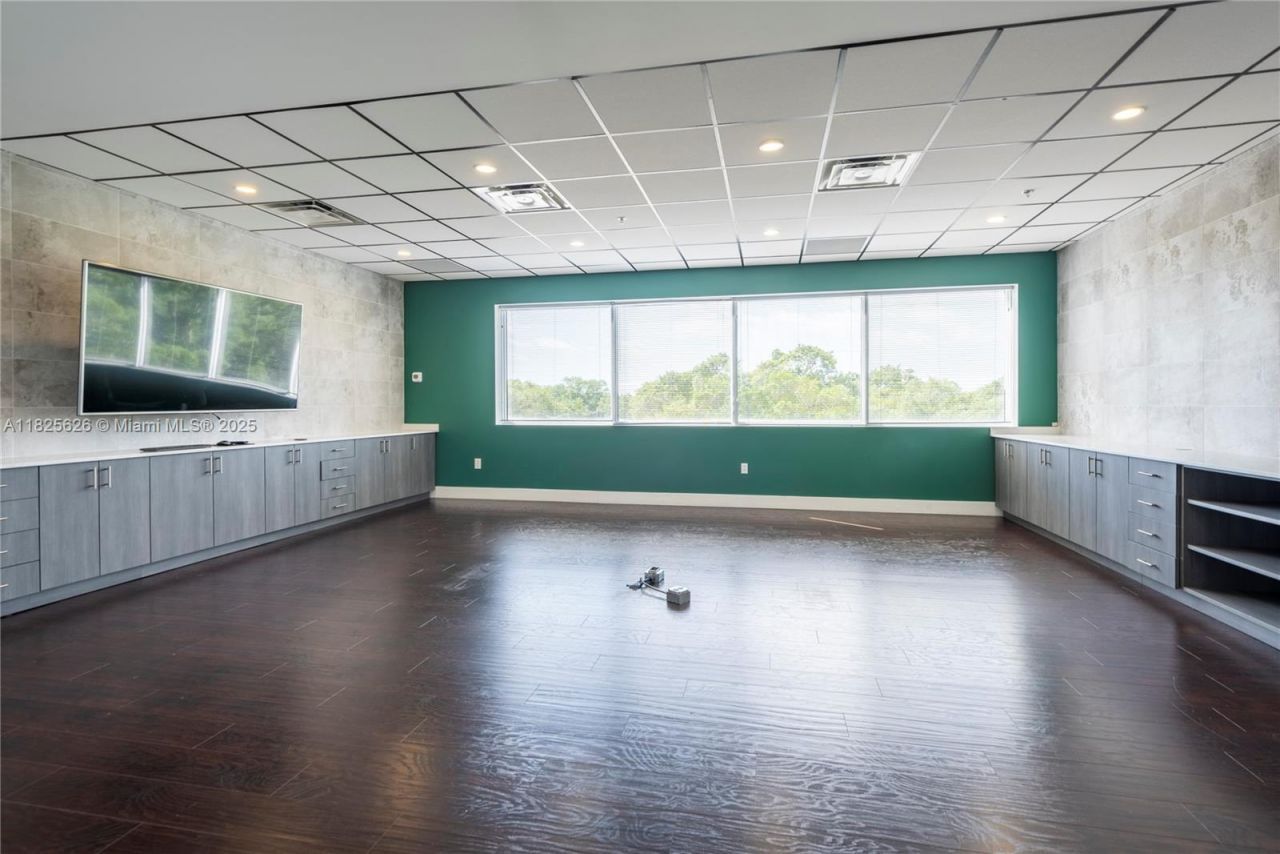 1095 NW Broken Sound Pkwy Nw, Boca Raton, FL 33487 Photo