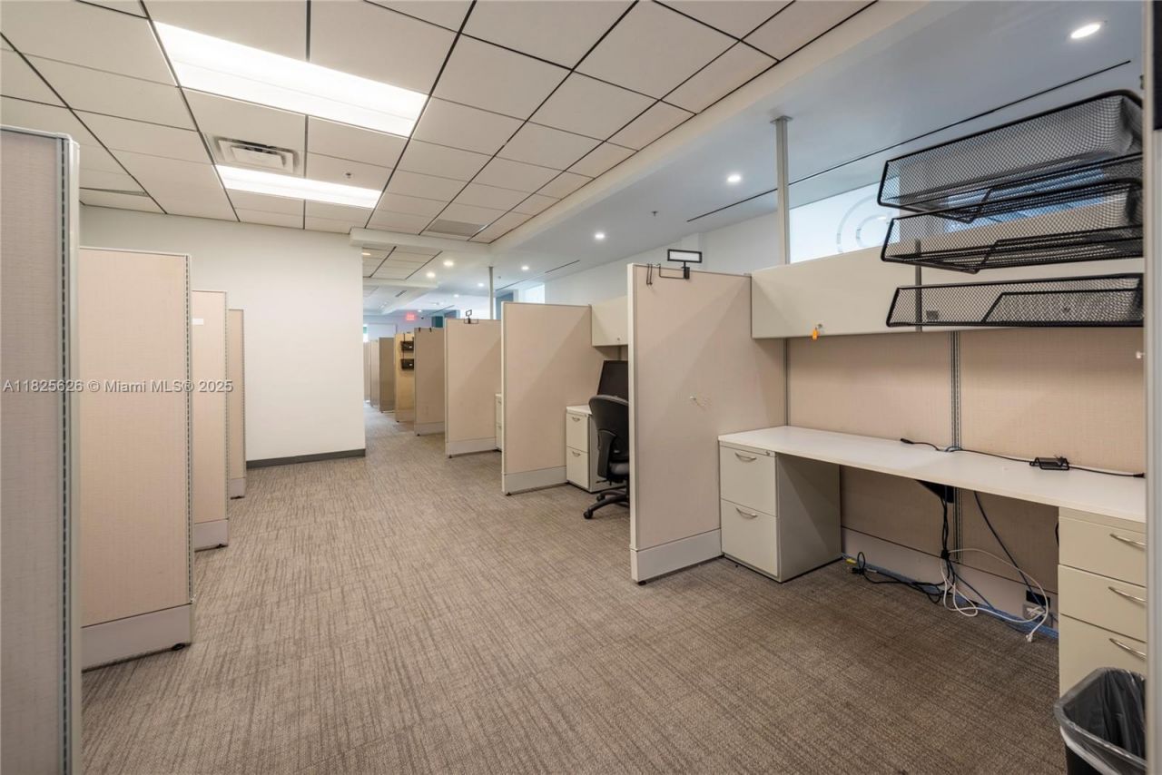 1095 NW Broken Sound Pkwy Nw, Boca Raton, FL 33487 Photo