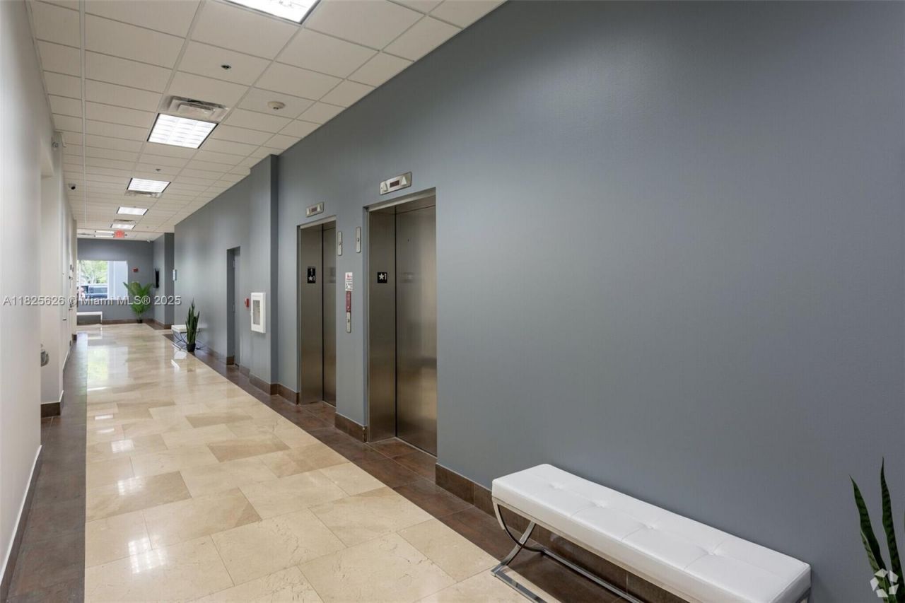 1095 NW Broken Sound Pkwy Nw, Boca Raton, FL 33487 Photo