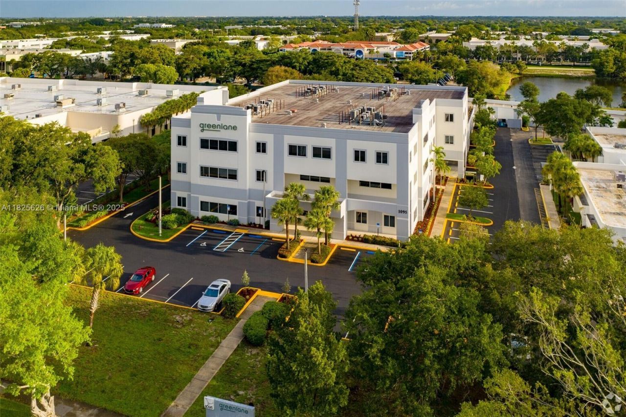 1095 NW Broken Sound Pkwy Nw, Boca Raton, FL 33487 Photo