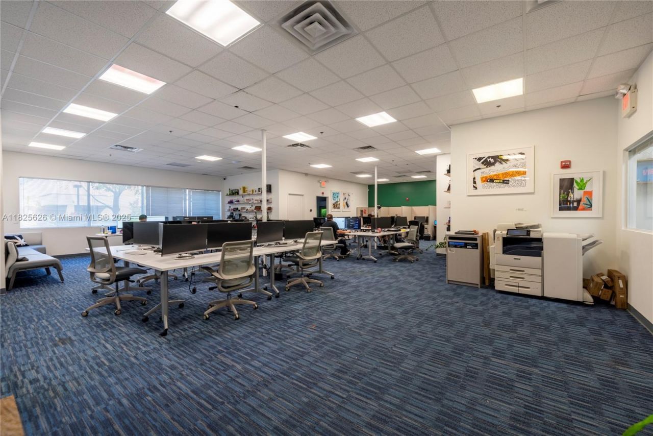 1095 NW Broken Sound Pkwy Nw, Boca Raton, FL 33487 Photo