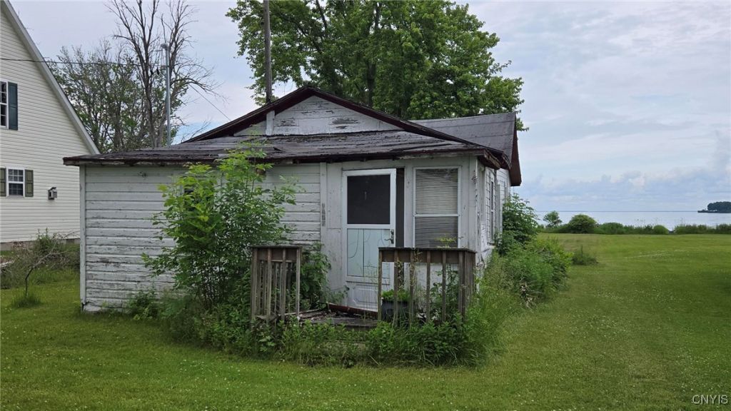 9407 Lakeshore View Road, Bridgeport, NY 13037 Main Photo