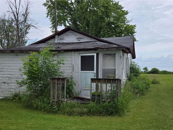 9407 Lakeshore View Road, Bridgeport, NY 13037