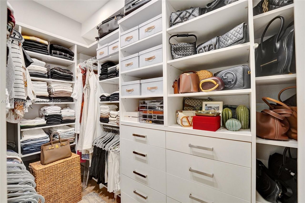 19900 E Country Club Dr, Unit TS16, Aventura, FL 33180 Photo