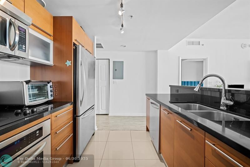 244 Biscayne Blvd, Unit 2210, Miami, FL 33132 Photo