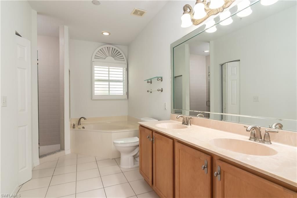 28060 Palmas Grandes Ln, Unit 205, Bonita Springs, FL 34135 Photo