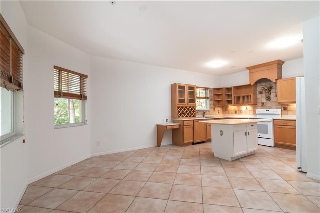 28060 Palmas Grandes Ln, Unit 205, Bonita Springs, FL 34135 Photo