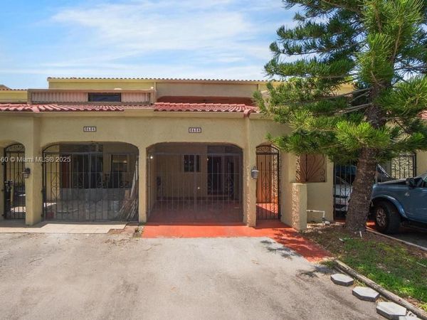 3538 Estepona Ave, Unit D-2, Doral, FL 33178