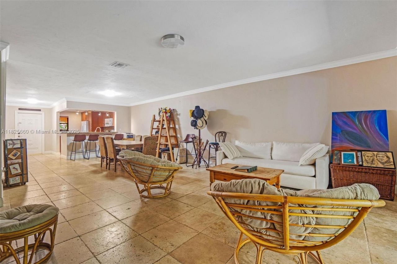 3538 Estepona Ave, Unit D-2, Doral, FL 33178 Photo