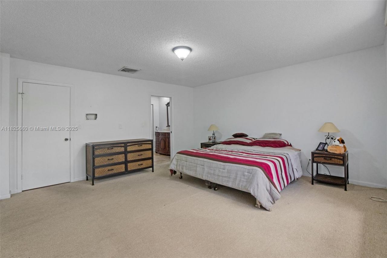 3538 Estepona Ave, Unit D-2, Doral, FL 33178 Photo