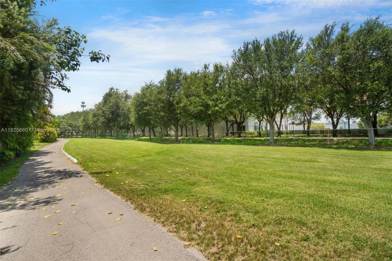 3538 Estepona Ave, Unit D-2, Doral, FL 33178 Photo