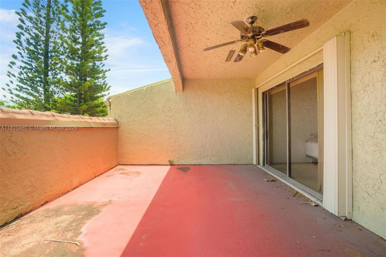 3538 Estepona Ave, Unit D-2, Doral, FL 33178 Photo