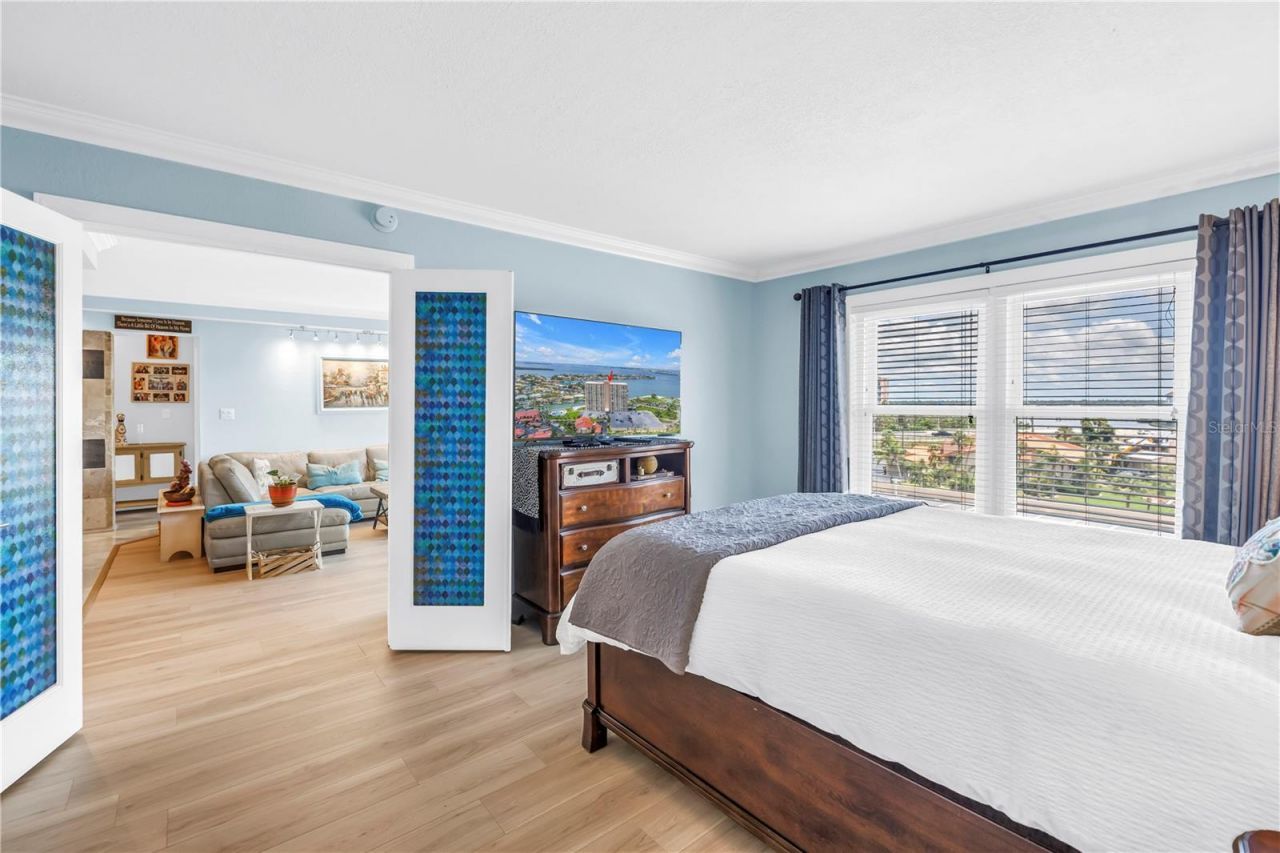 4900 Brittany Drive S, Unit 611, Saint Petersburg, FL 33715 Photo