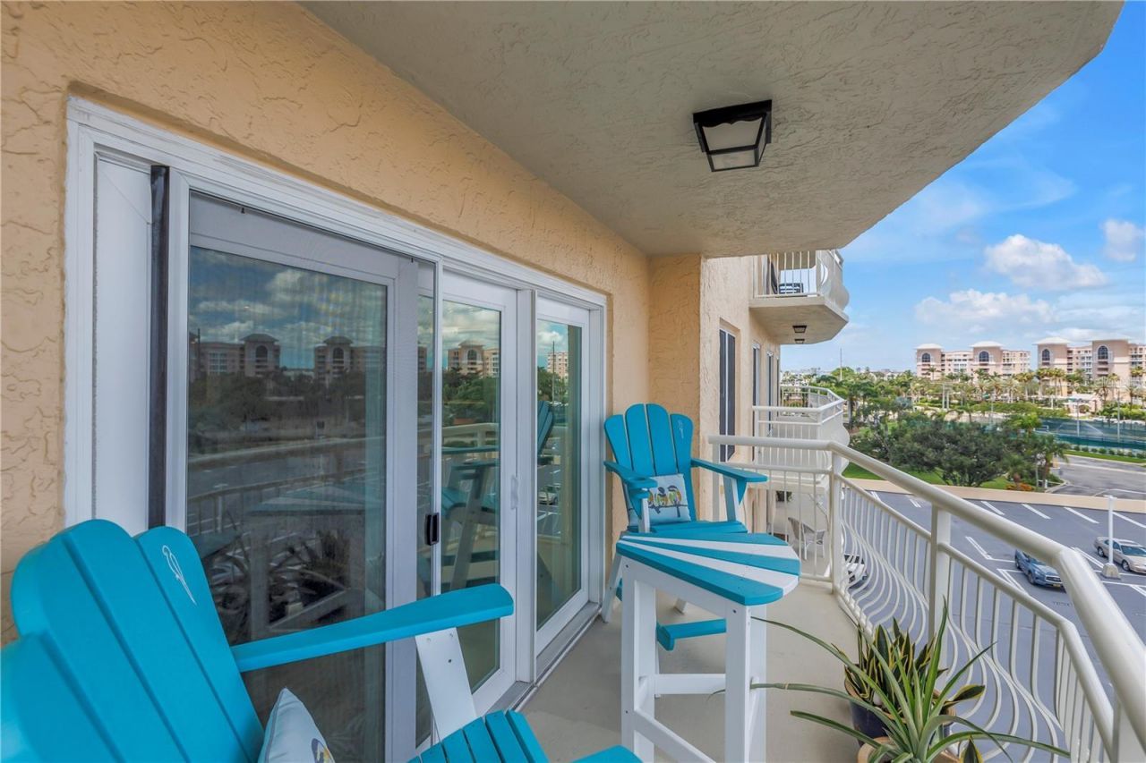 4900 Brittany Drive S, Unit 611, Saint Petersburg, FL 33715 Photo