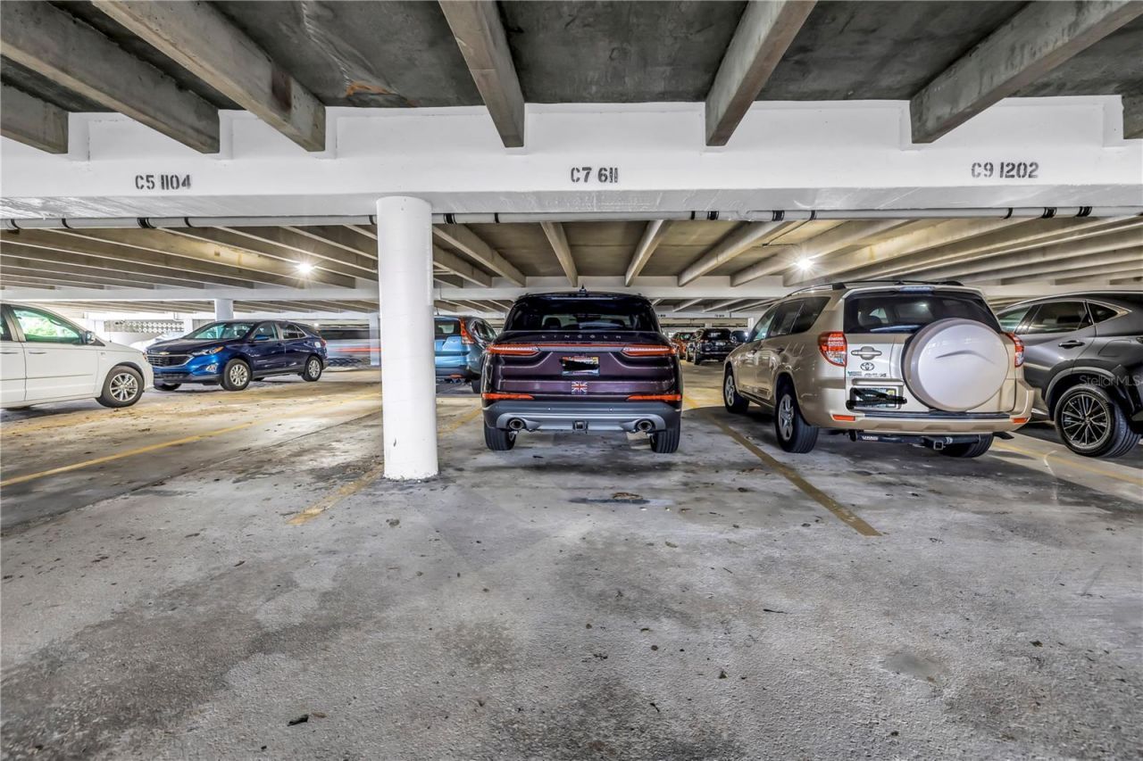 4900 Brittany Drive S, Unit 611, Saint Petersburg, FL 33715 Photo