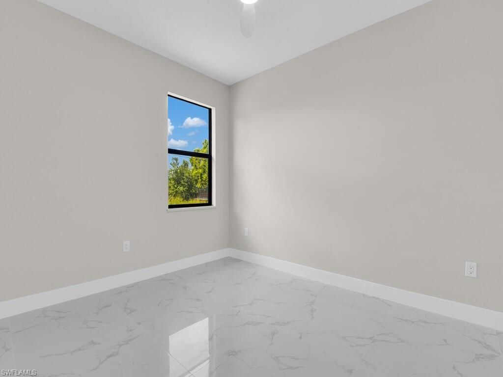 611 Lincoln Ave, Lehigh Acres, FL 33972 Photo