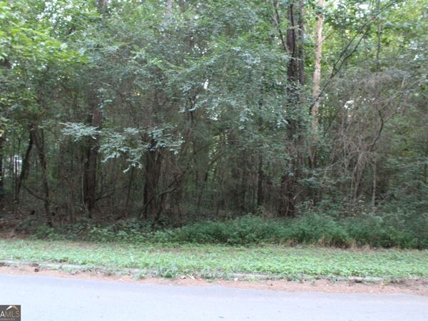 5743 Tunbridge Wells Road, Lithonia, GA 30058