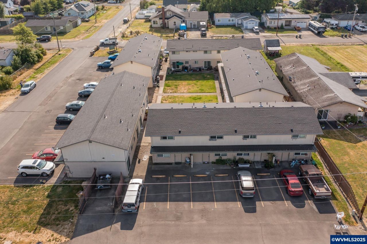 455 W D St, Halsey, OR 97348 Main Photo