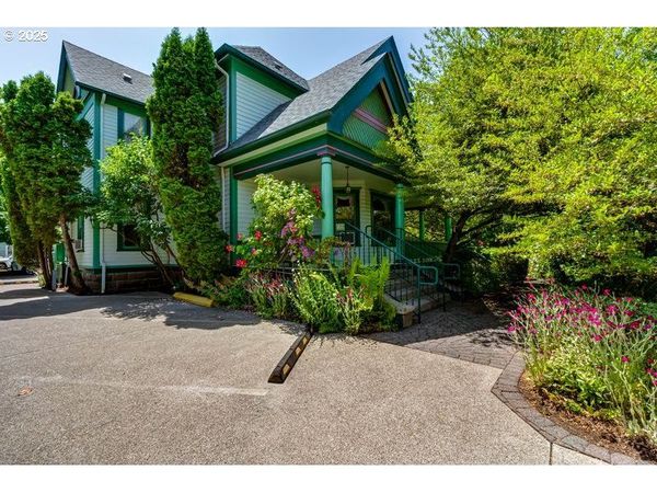 412 E 13TH AVE, Eugene, OR 97401