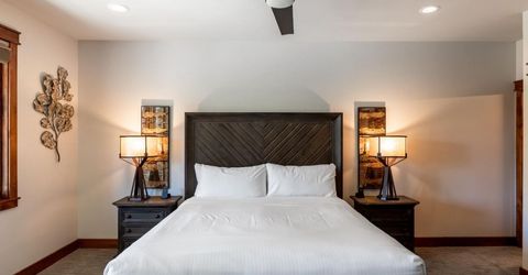 30 Lake Parkway, Unit 20, South Lake Tahoe, CA 96150 Photo