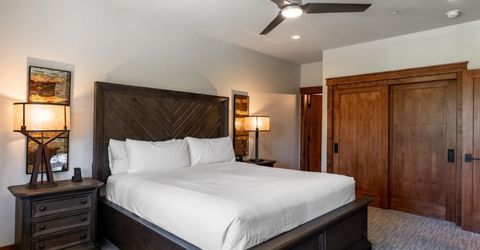 30 Lake Parkway, Unit 20, South Lake Tahoe, CA 96150 Photo