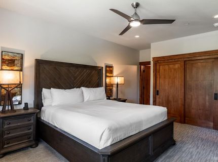 30 Lake Parkway, Unit 20, South Lake Tahoe, CA 96150 Photo