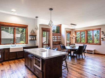30 Lake Parkway, Unit 20, South Lake Tahoe, CA 96150 Photo