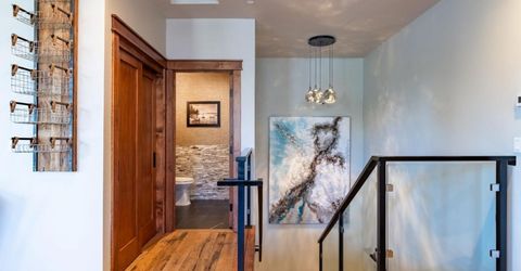 30 Lake Parkway, Unit 20, South Lake Tahoe, CA 96150 Photo