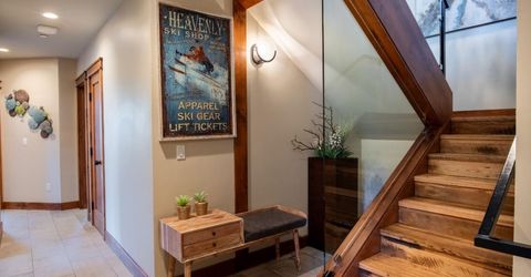 30 Lake Parkway, Unit 20, South Lake Tahoe, CA 96150 Photo