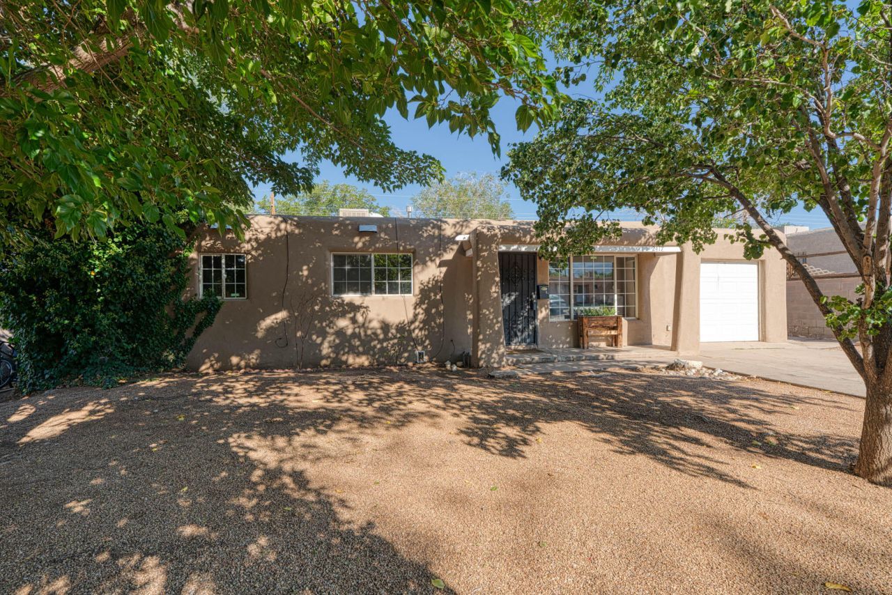 2417 Britt Street Ne, Albuquerque, NM 87112 Main Photo