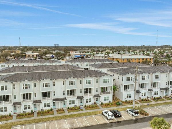 1018 2ND Avenue N, Jacksonville Beach, FL 32250