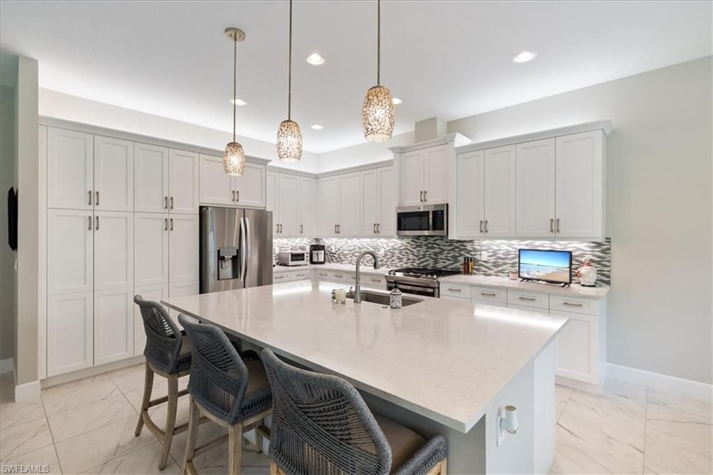 28646 Lobos Cir, Bonita Springs, FL 34135 Photo