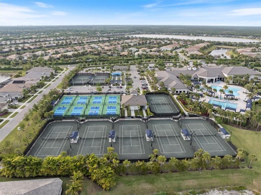 28646 Lobos Cir, Bonita Springs, FL 34135 Photo