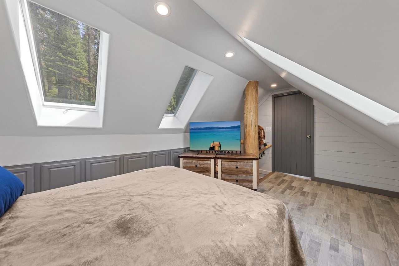 358 Twin Crags Road, Tahoe City, CA 96145 Photo