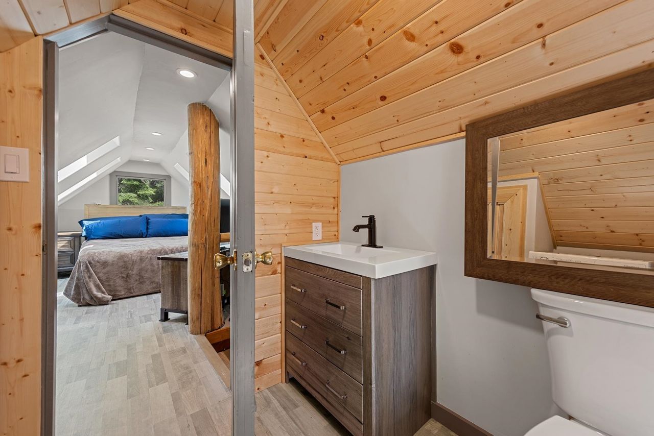 358 Twin Crags Road, Tahoe City, CA 96145 Photo