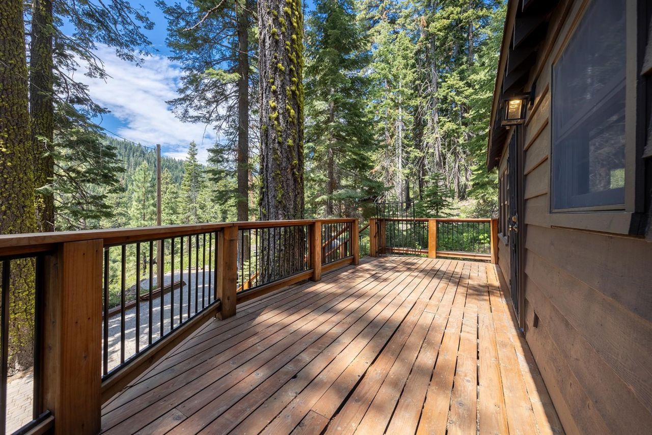 358 Twin Crags Road, Tahoe City, CA 96145 Photo