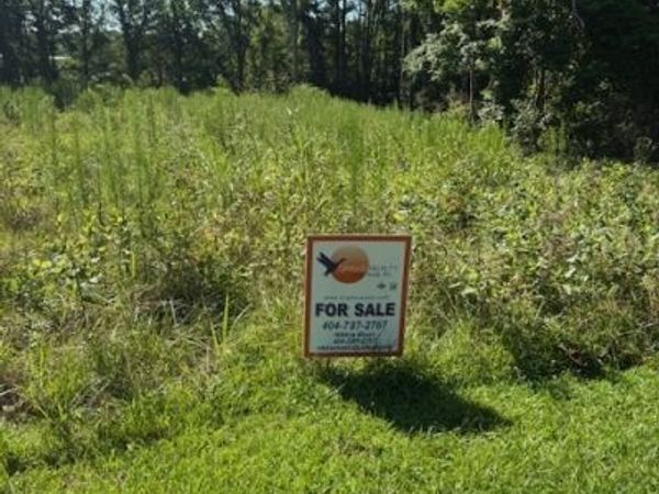 1060 Twin Pines Circle NE, Greensboro, GA 30642