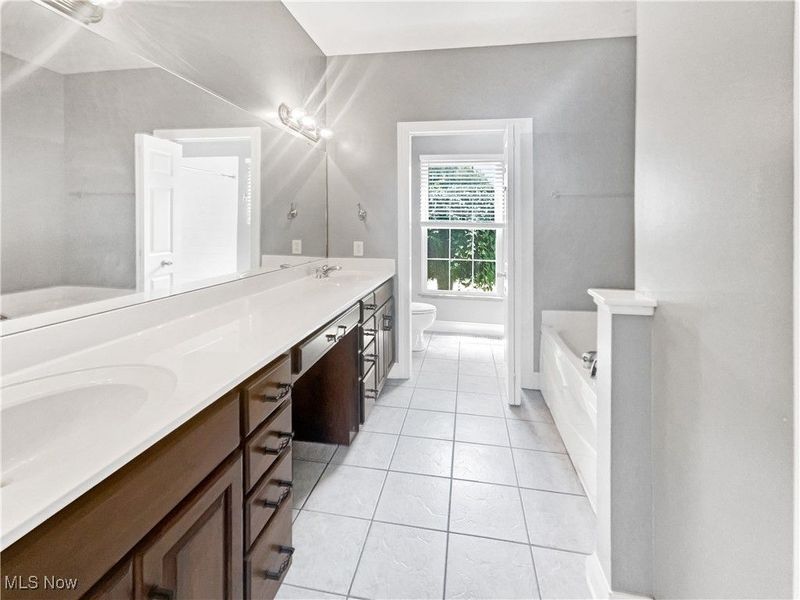 3217 Deborah Court, Uniontown, OH 44685 Photo 11