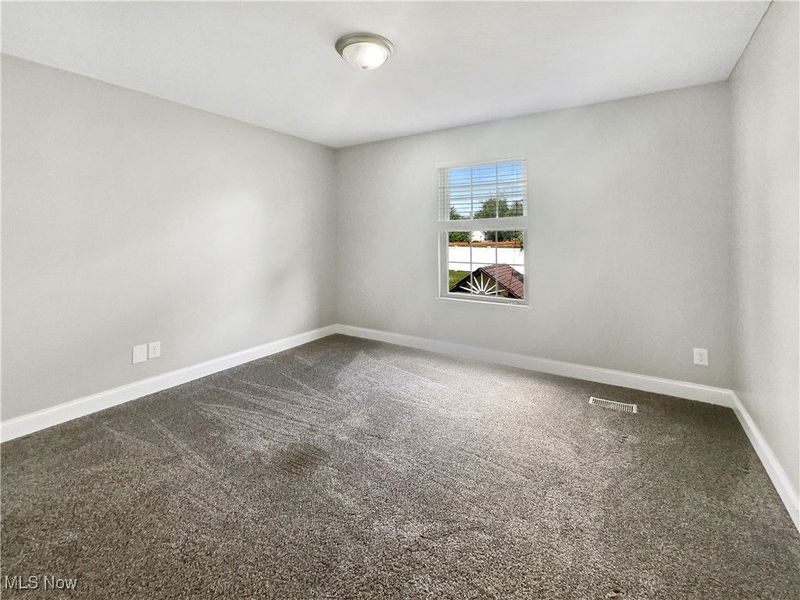 3217 Deborah Court, Uniontown, OH 44685 Photo 5