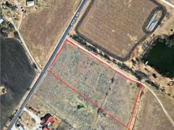 4610 Pfeil Rd., Converse, TX 78109