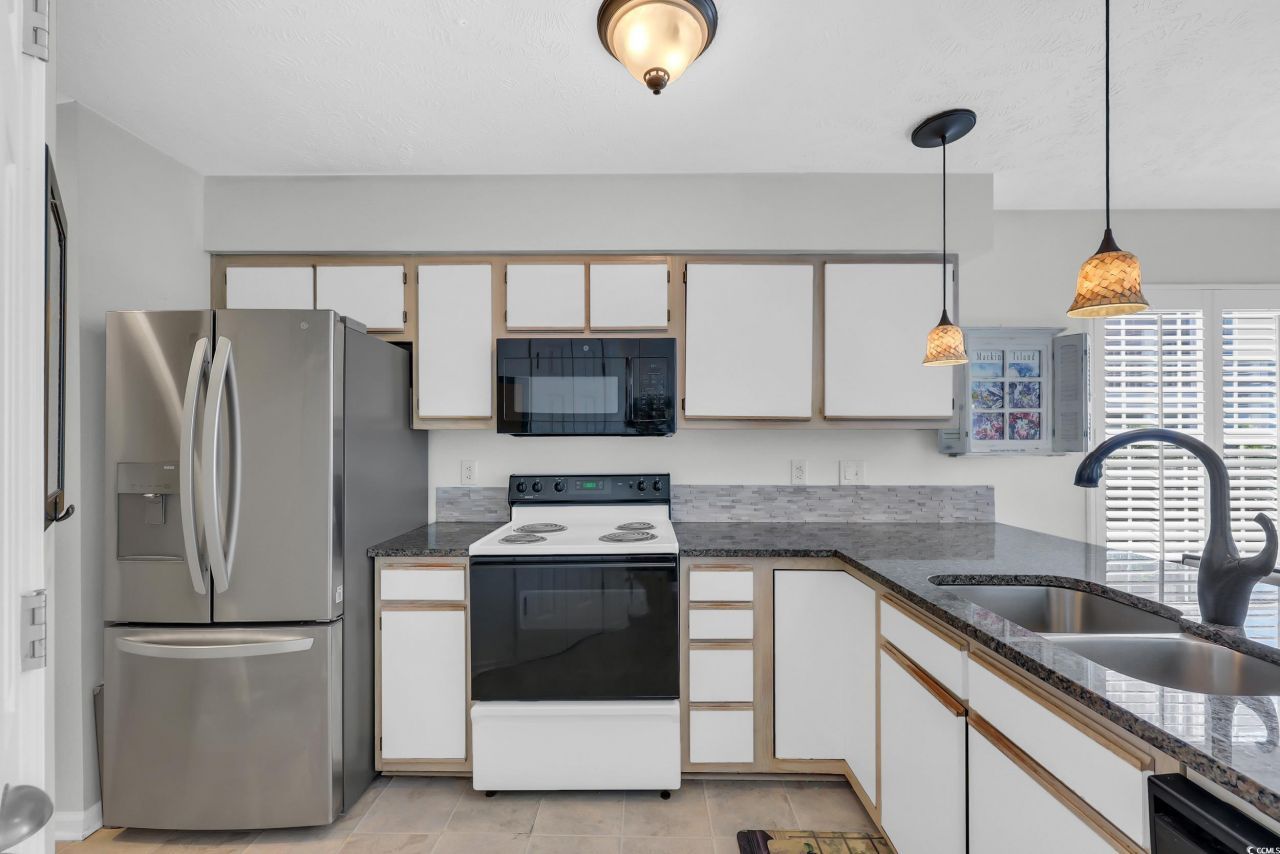 605 Waterway Village Blvd. Photo 4