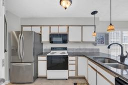 605 Waterway Village Blvd. photo 4