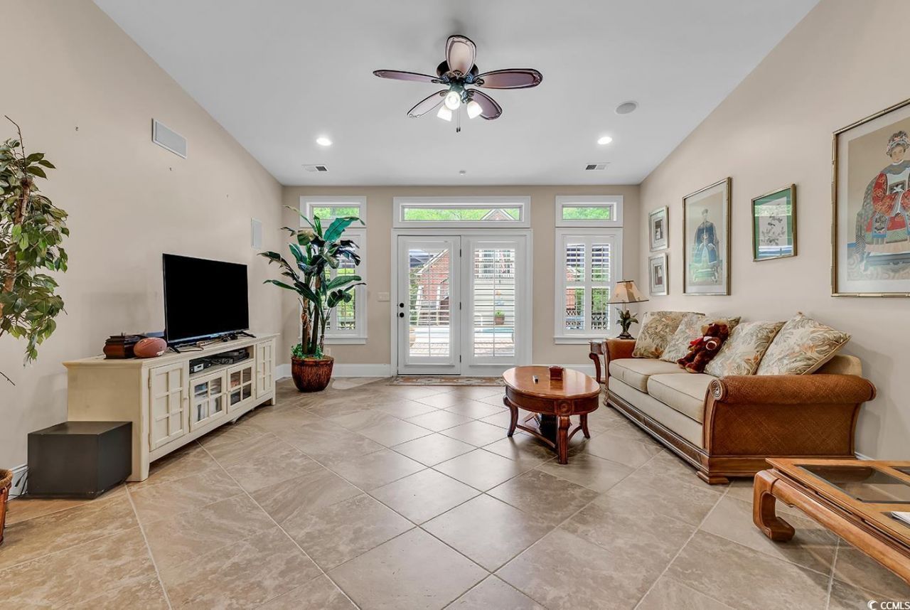 487 Trestle Way Photo 13