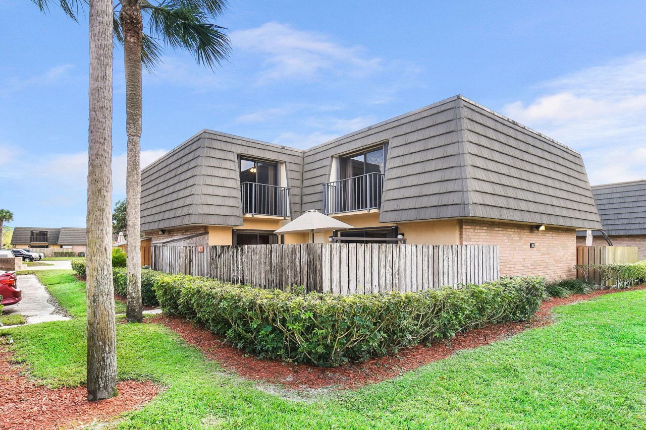 1117 11th Way, West Palm Beach, FL 33407 Photo