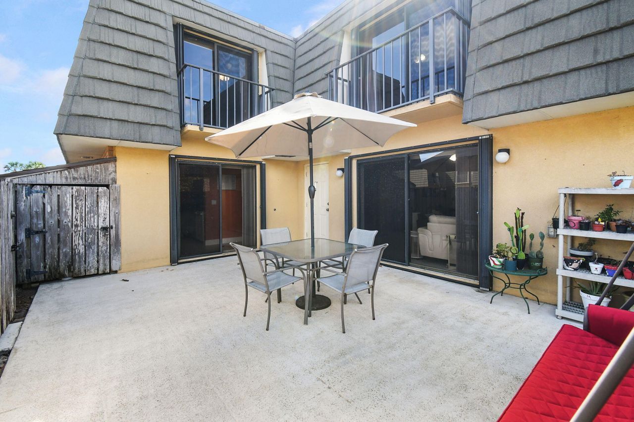 1117 11th Way, West Palm Beach, FL 33407 Photo