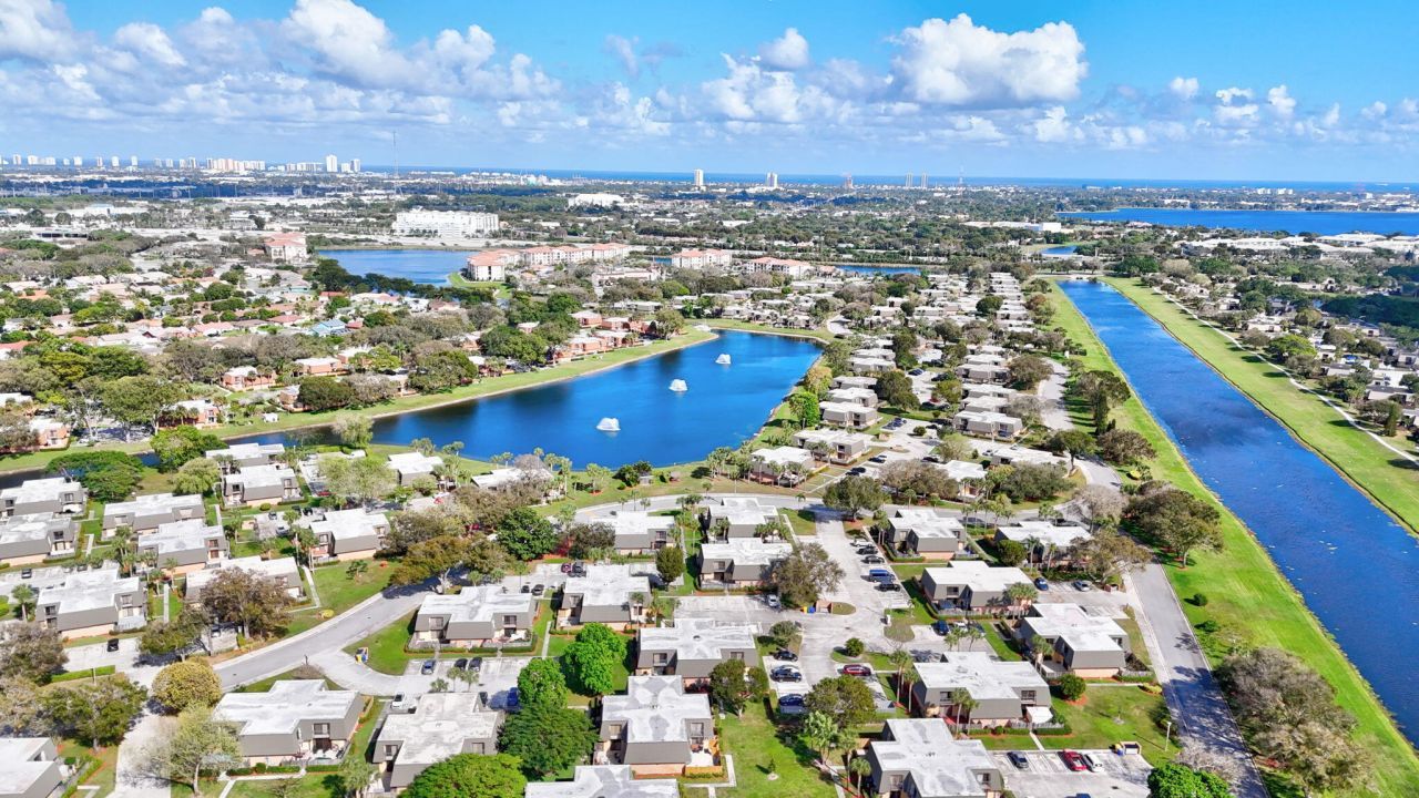 1117 11th Way, West Palm Beach, FL 33407 Photo