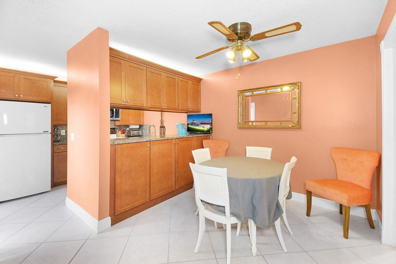 1117 11th Way, West Palm Beach, FL 33407 Photo