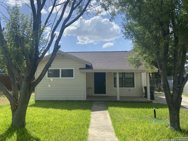 506 S 5th, Carrizo Springs, TX 78834